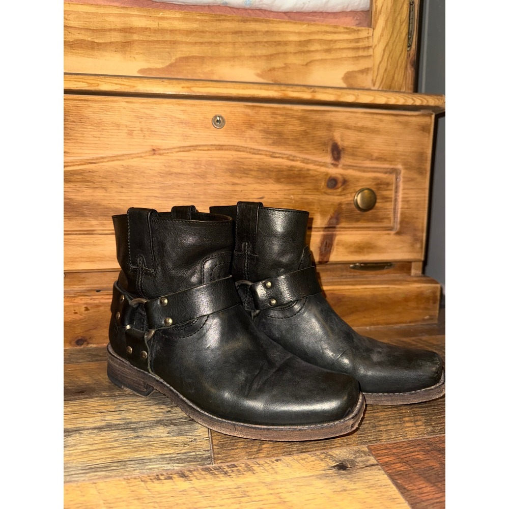 Frye Harness 8R Black Leather Ankle Boots Square Toe 77438 Size 7B